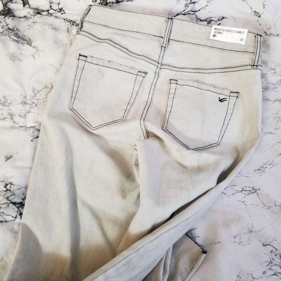 William Rast Midrise Perfect Skinny Jeans - Picture 3 of 6